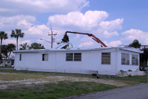 Mobile Home Demolition in Daphne