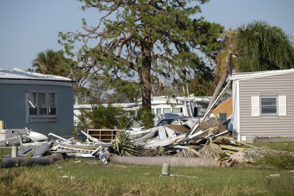 Double Wide Demolition in Daphne